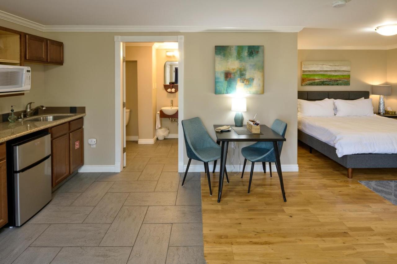 Above The Beach Guest Suites Πέντικτον Εξωτερικό φωτογραφία