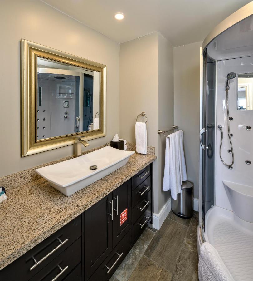 Above The Beach Guest Suites Πέντικτον Εξωτερικό φωτογραφία
