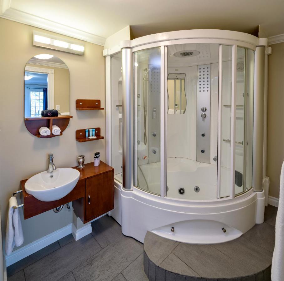 Above The Beach Guest Suites Πέντικτον Εξωτερικό φωτογραφία